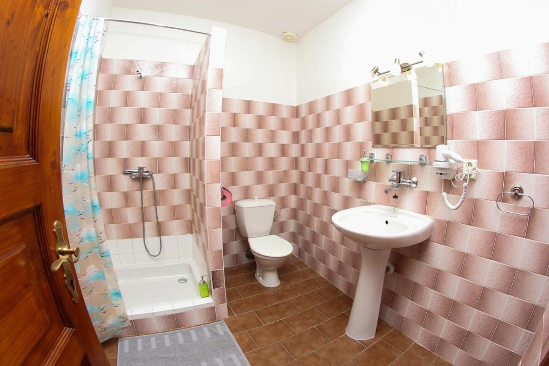 Mini Hotel Abraka & Apartments Aparthotel
