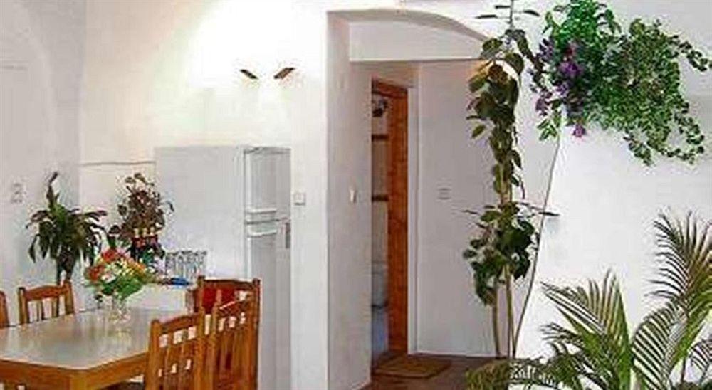 Aparthotel Mini Hotel Abraka & Apartments